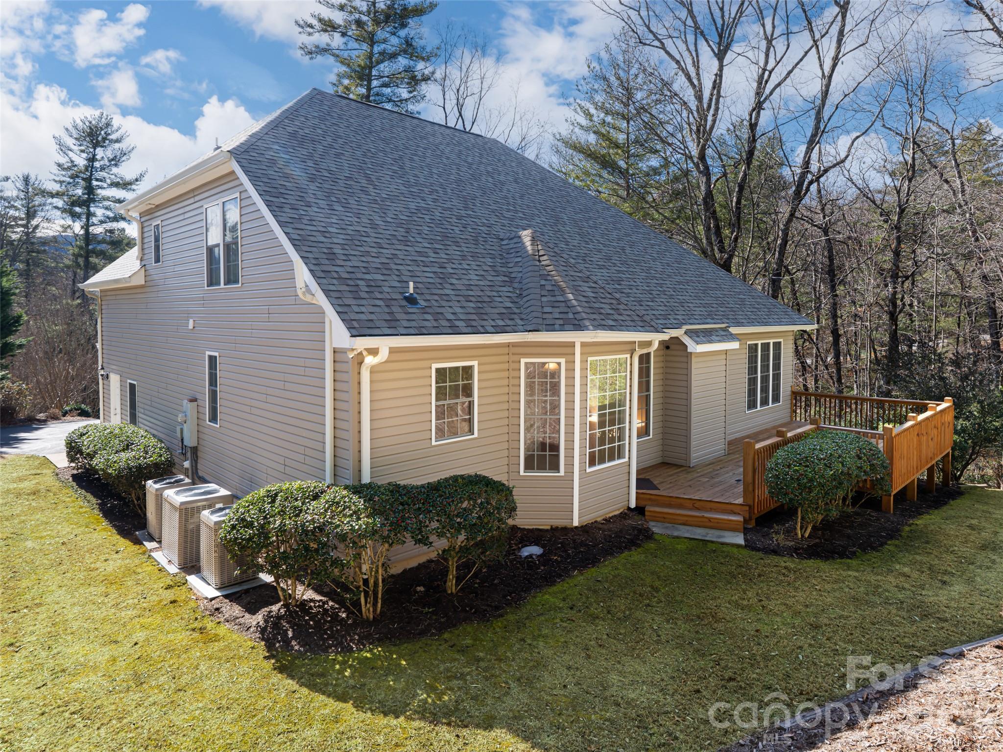 180 Kanuga Forest Drive Hendersonville NC 28739
