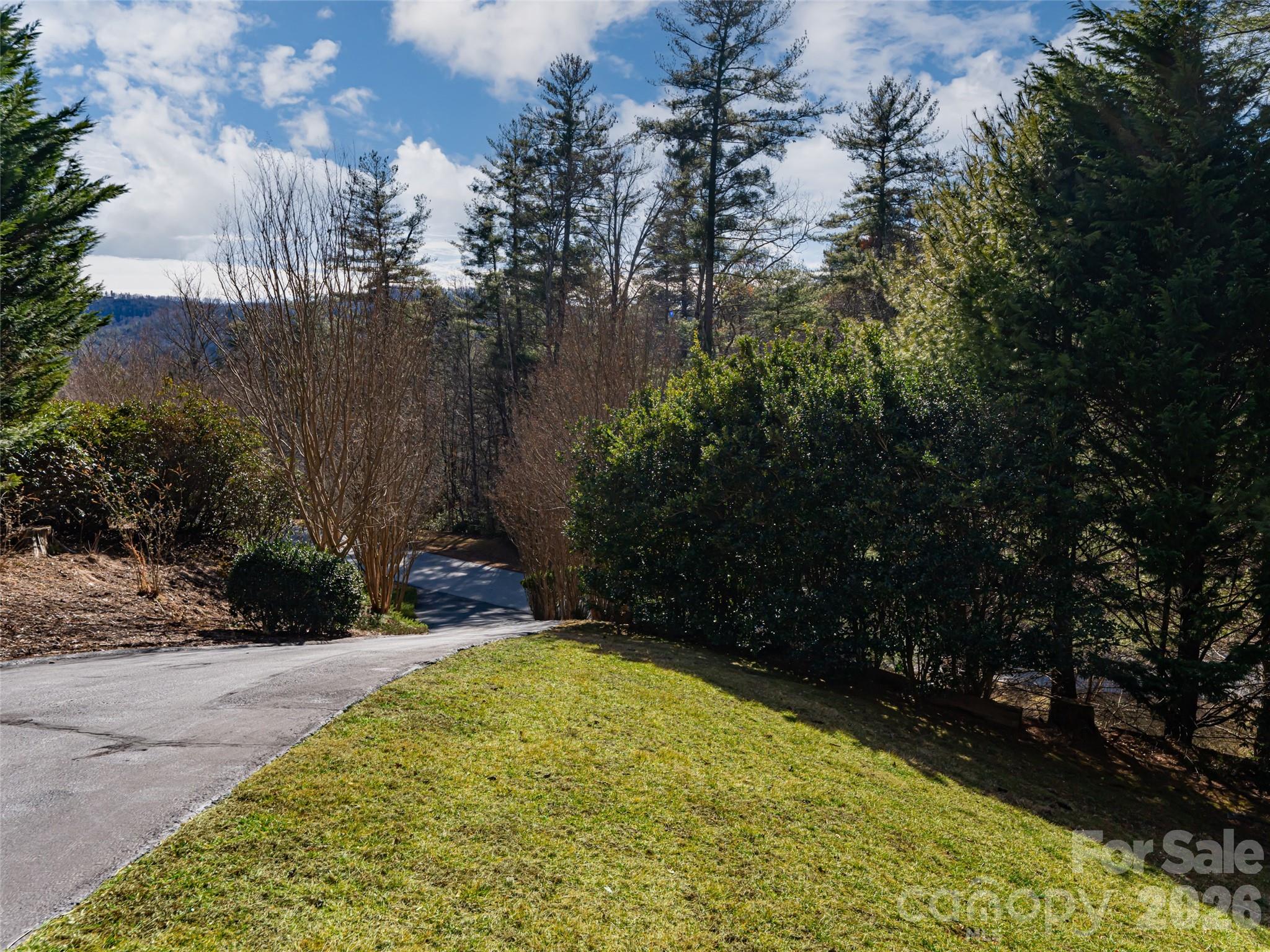 180 Kanuga Forest Drive Hendersonville NC 28739