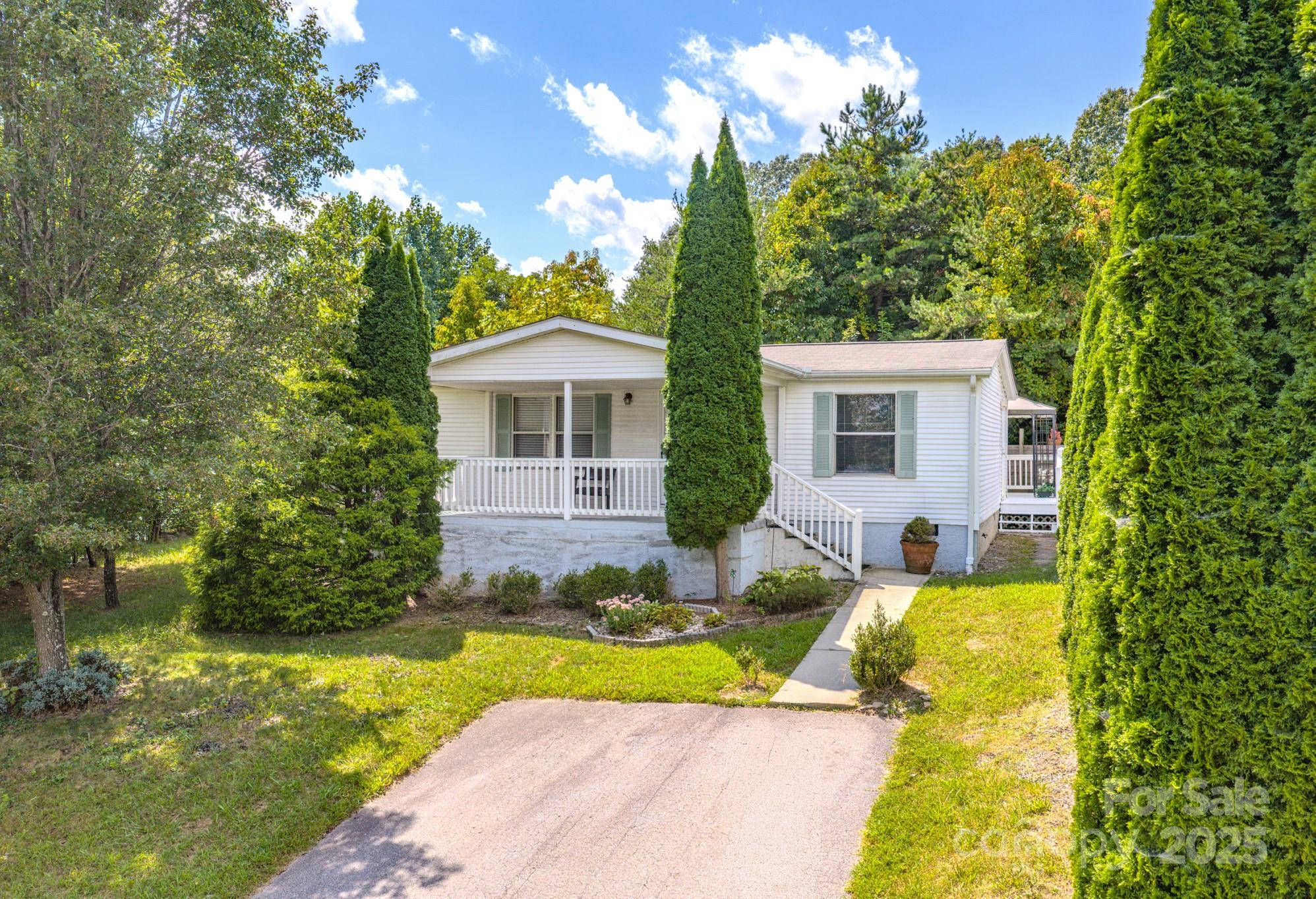 202 Nicholas Drive Asheville NC 28806