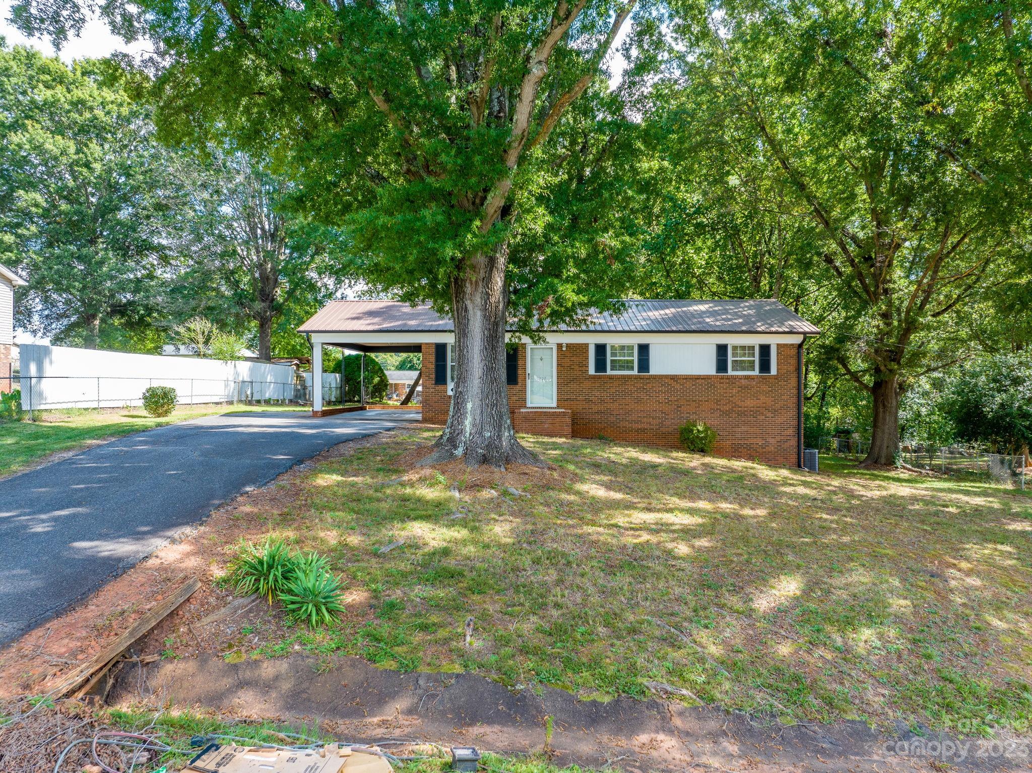 1221 Shannonbrook Drive Newton NC 28658