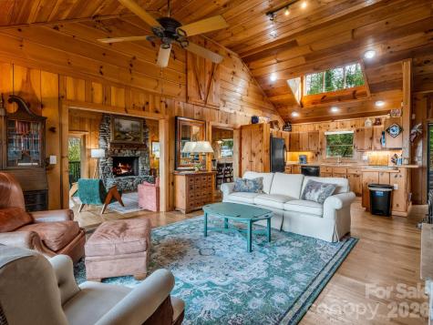 1692 Becky Mountain Road Brevard NC 28712