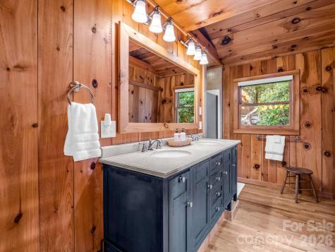 1692 Becky Mountain Road Brevard NC 28712