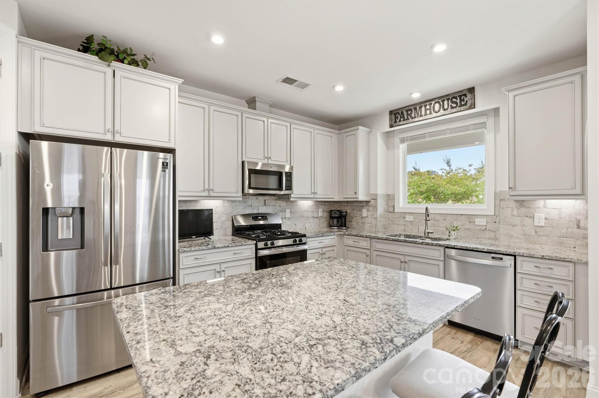12520 Old Iron Lane Charlotte NC 28215