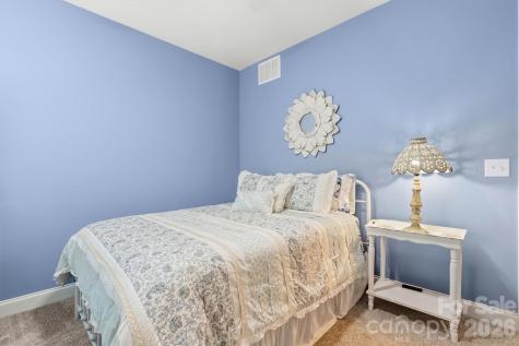 12520 Old Iron Lane Charlotte NC 28215
