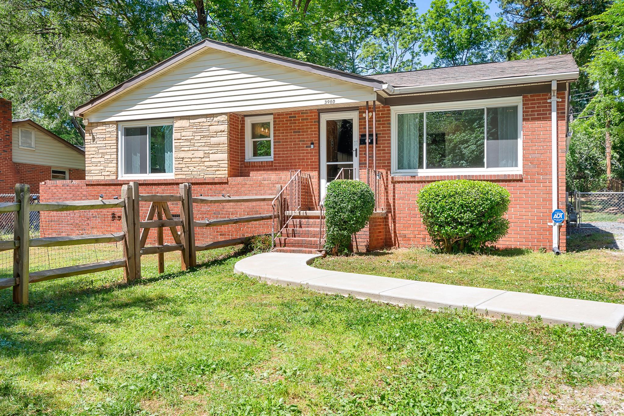 3960 Bristol Drive Charlotte NC 28208
