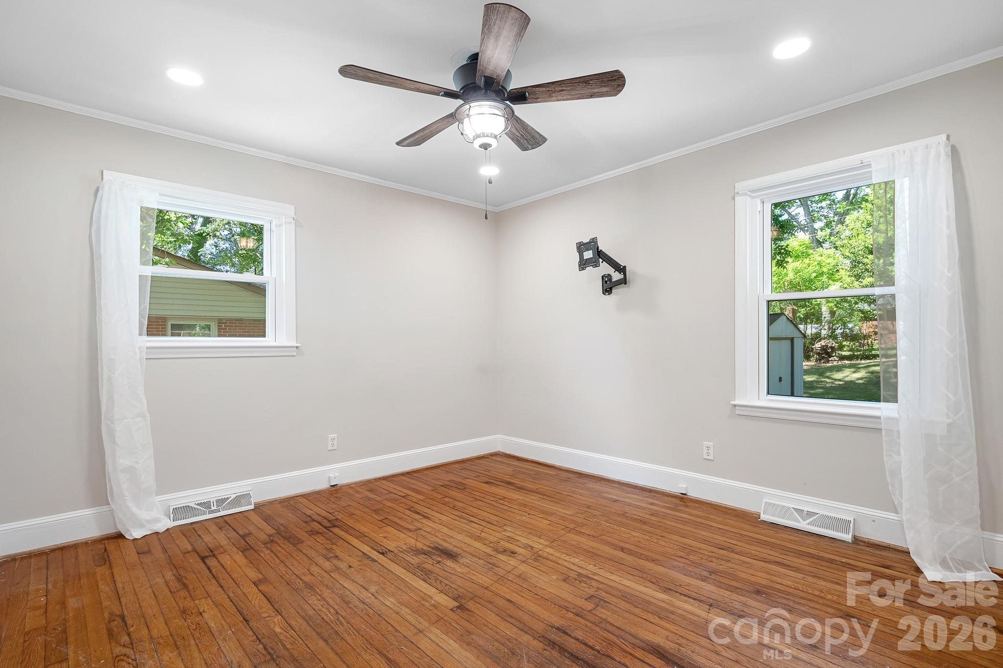 3960 Bristol Drive Charlotte NC 28208
