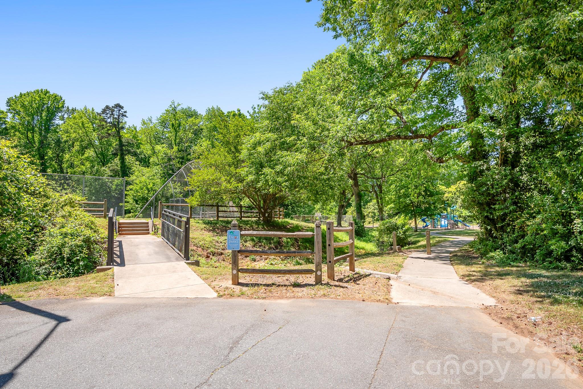 3960 Bristol Drive Charlotte NC 28208