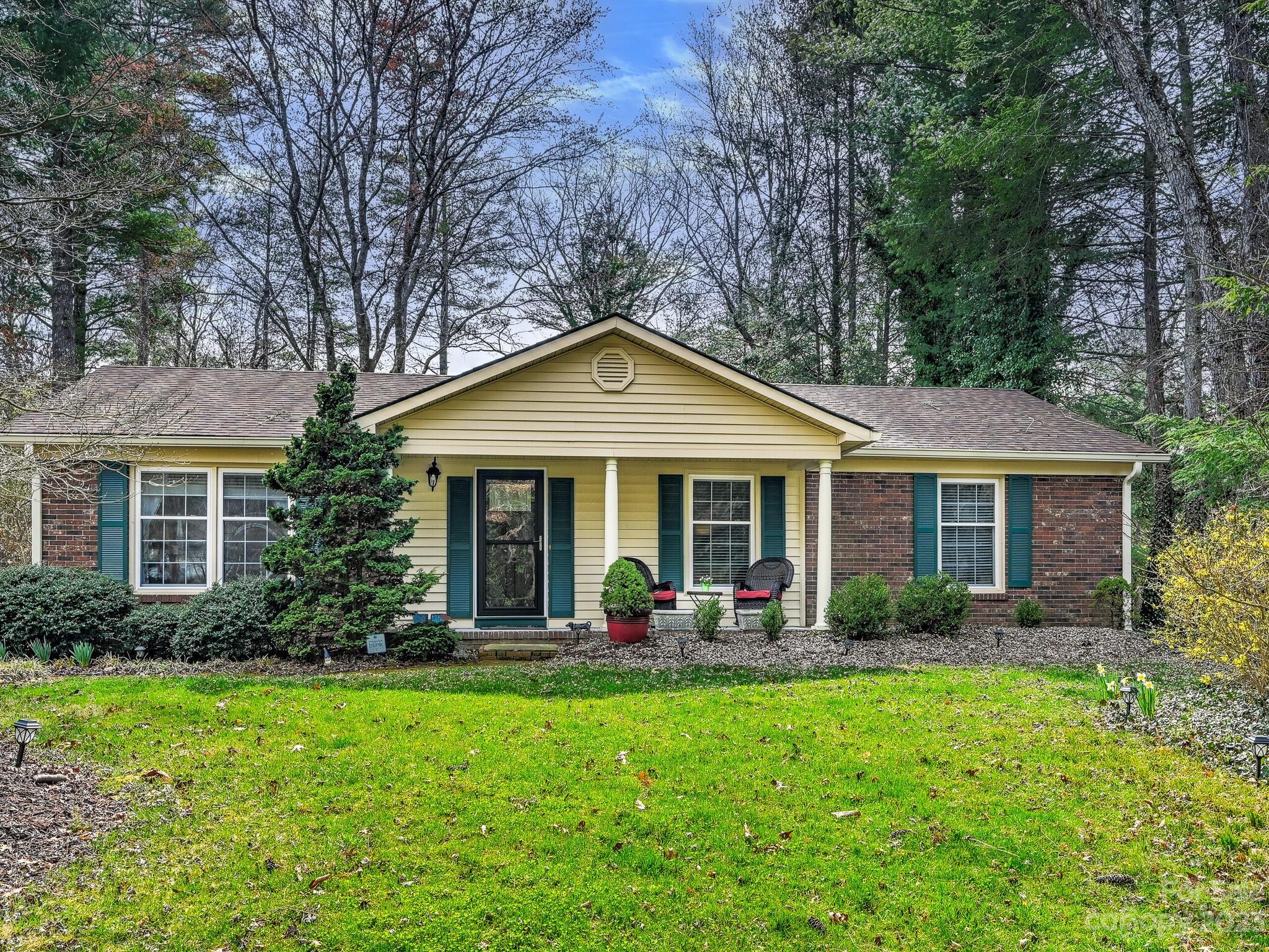 164 Castlerock Drive Asheville NC 28806