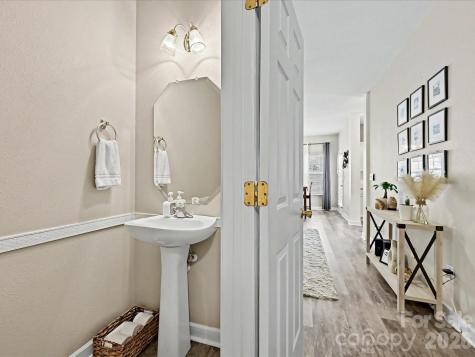 334 Bridal Veil Drive Charlotte NC 28217