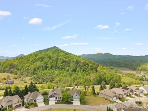 14 Rose Creek Road Leicester NC 28748