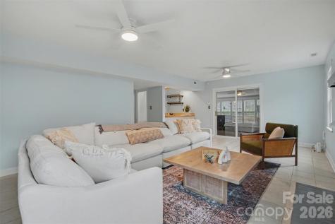 4212 Montibello Drive Charlotte NC 28226