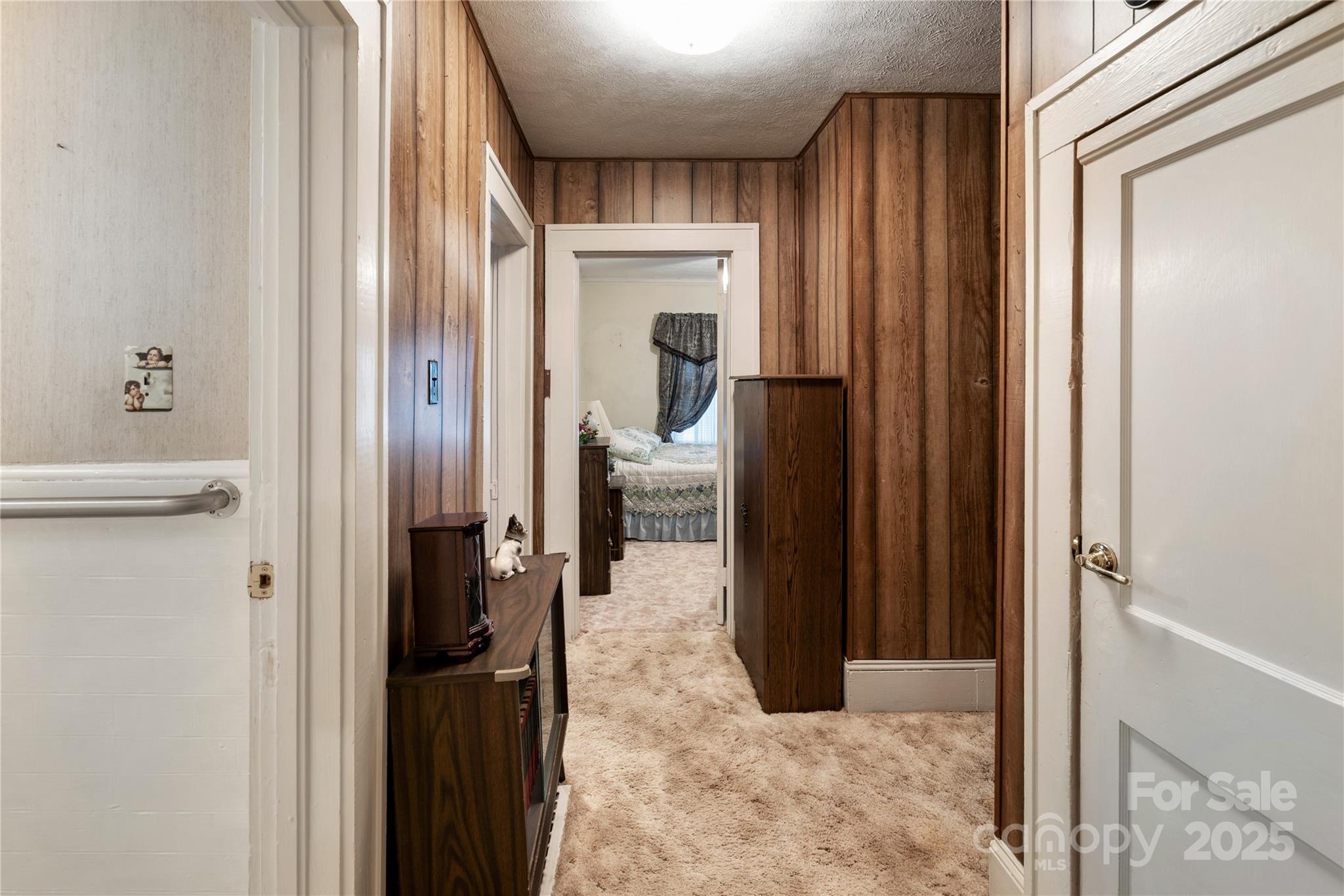 27 Ormond Avenue Asheville NC 28806