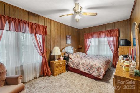 27 Ormond Avenue Asheville NC 28806