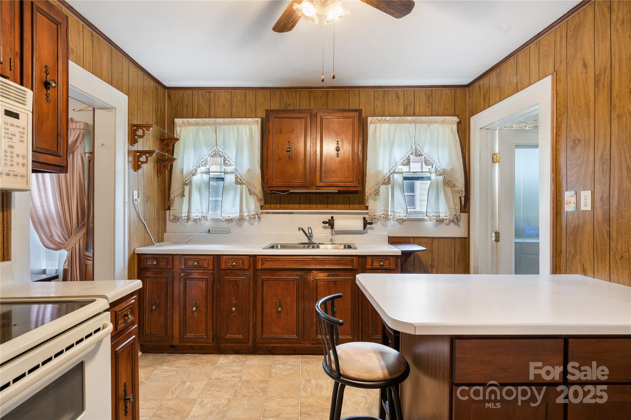 27 Ormond Avenue Asheville NC 28806