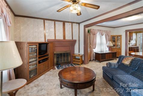 27 Ormond Avenue Asheville NC 28806