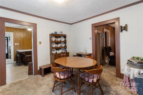 27 Ormond Avenue Asheville NC 28806