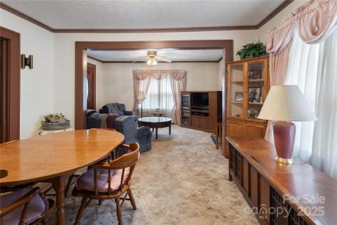 27 Ormond Avenue Asheville NC 28806