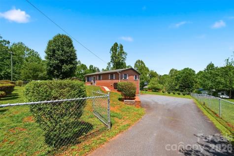 2532 Old Trenton Place Lenoir NC 28645