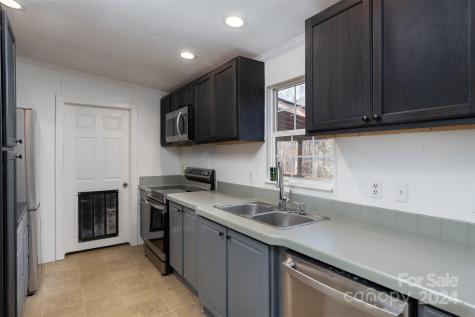 23 Anna Frances Way Candler NC 28715