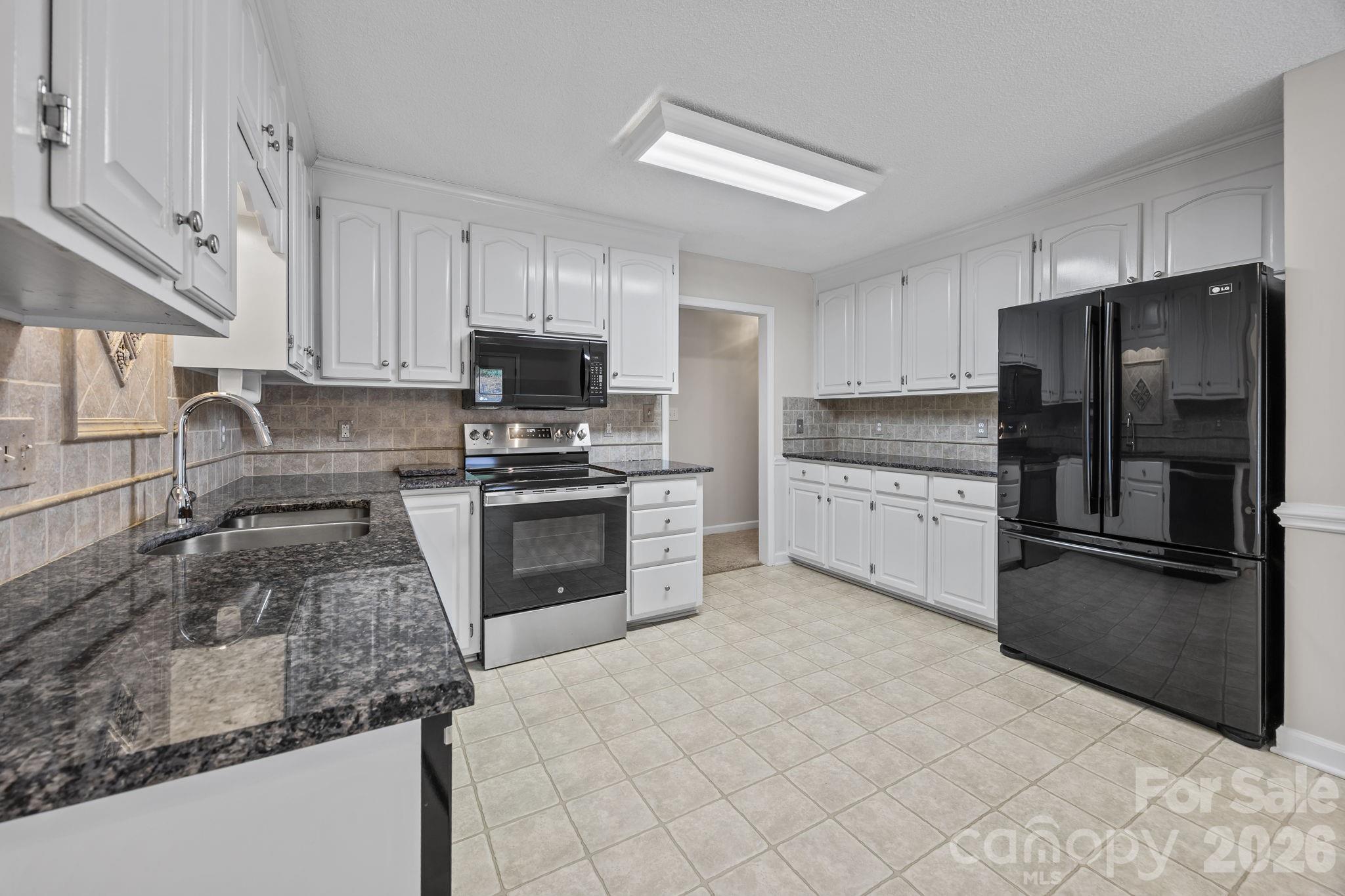 11331 Mendora Drive Charlotte NC 28215