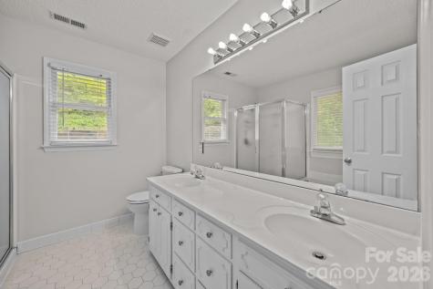 11331 Mendora Drive Charlotte NC 28215