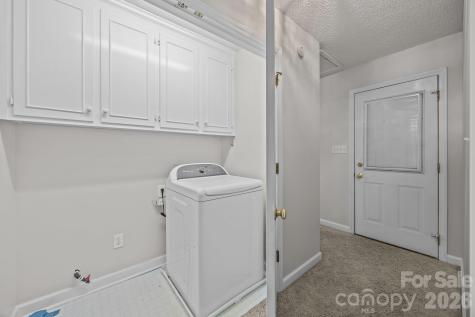 11331 Mendora Drive Charlotte NC 28215