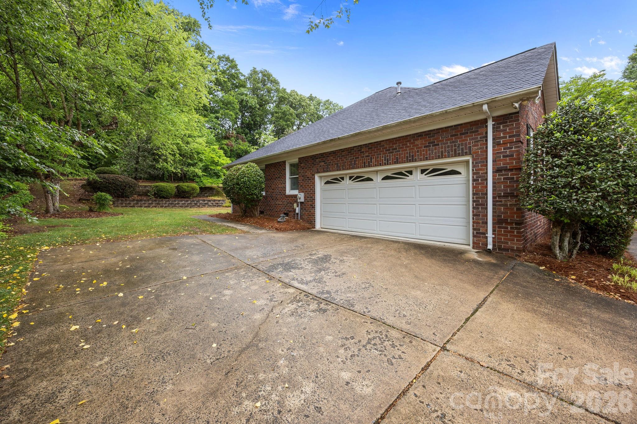 11331 Mendora Drive Charlotte NC 28215