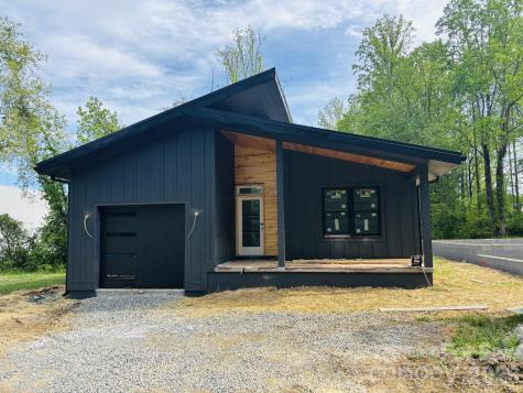 115 Welcome Street Brevard NC 28712