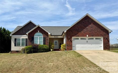 510 E Carpenter Street Maiden NC 28650