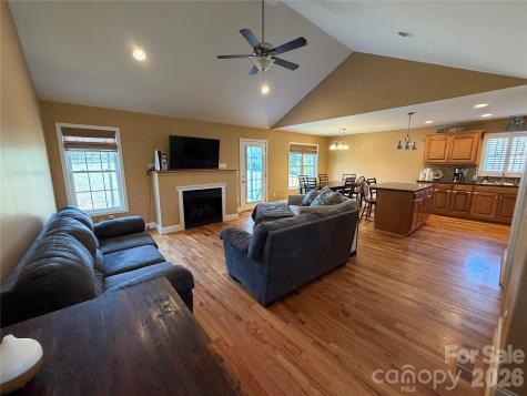 510 E Carpenter Street Maiden NC 28650