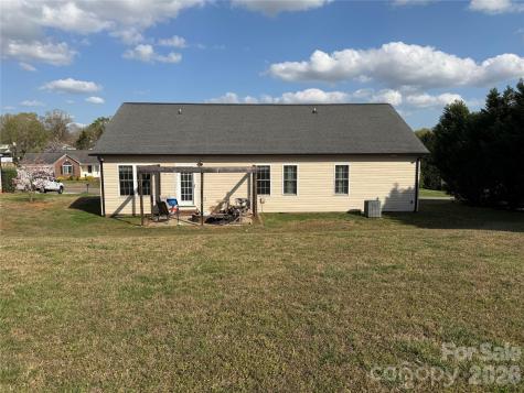 510 E Carpenter Street Maiden NC 28650