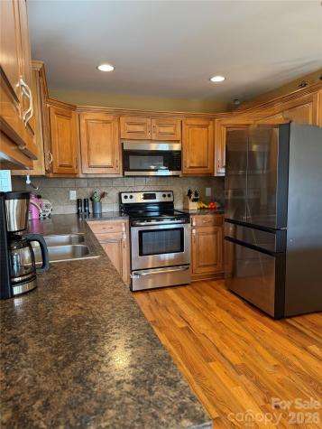 510 E Carpenter Street Maiden NC 28650