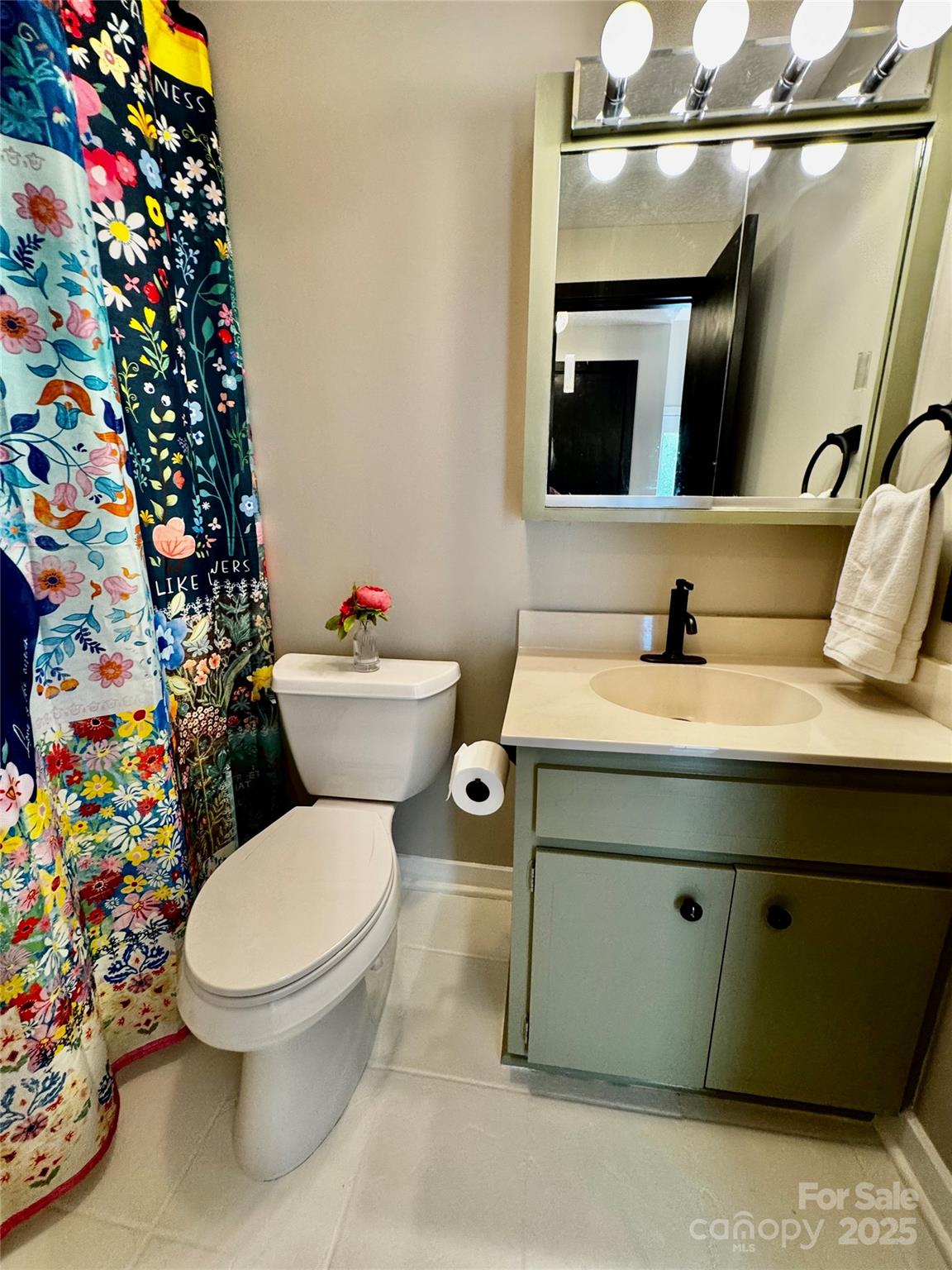 145 Townhouse Drive Burnsville NC 28714