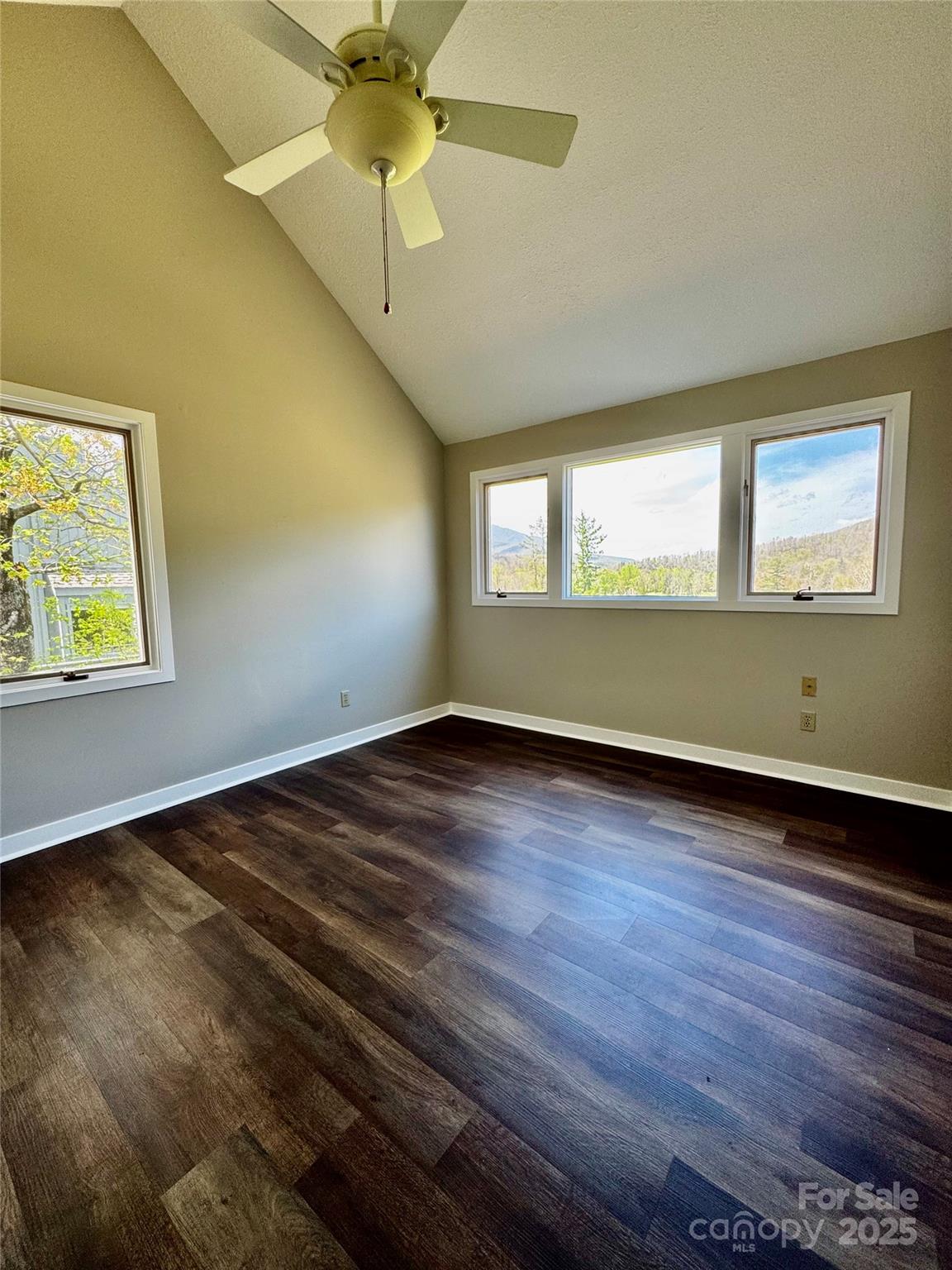 145 Townhouse Drive Burnsville NC 28714
