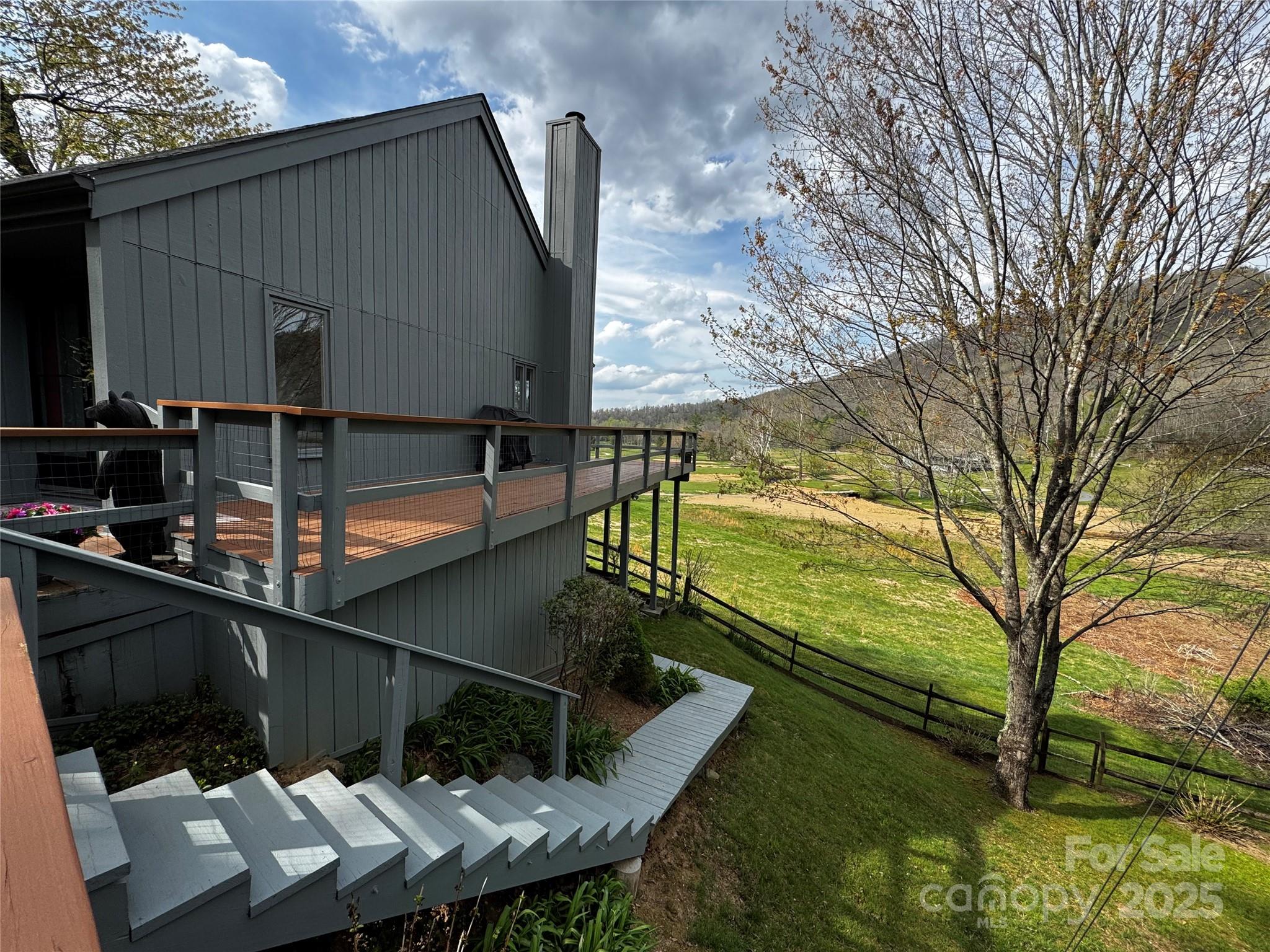 145 Townhouse Drive Burnsville NC 28714
