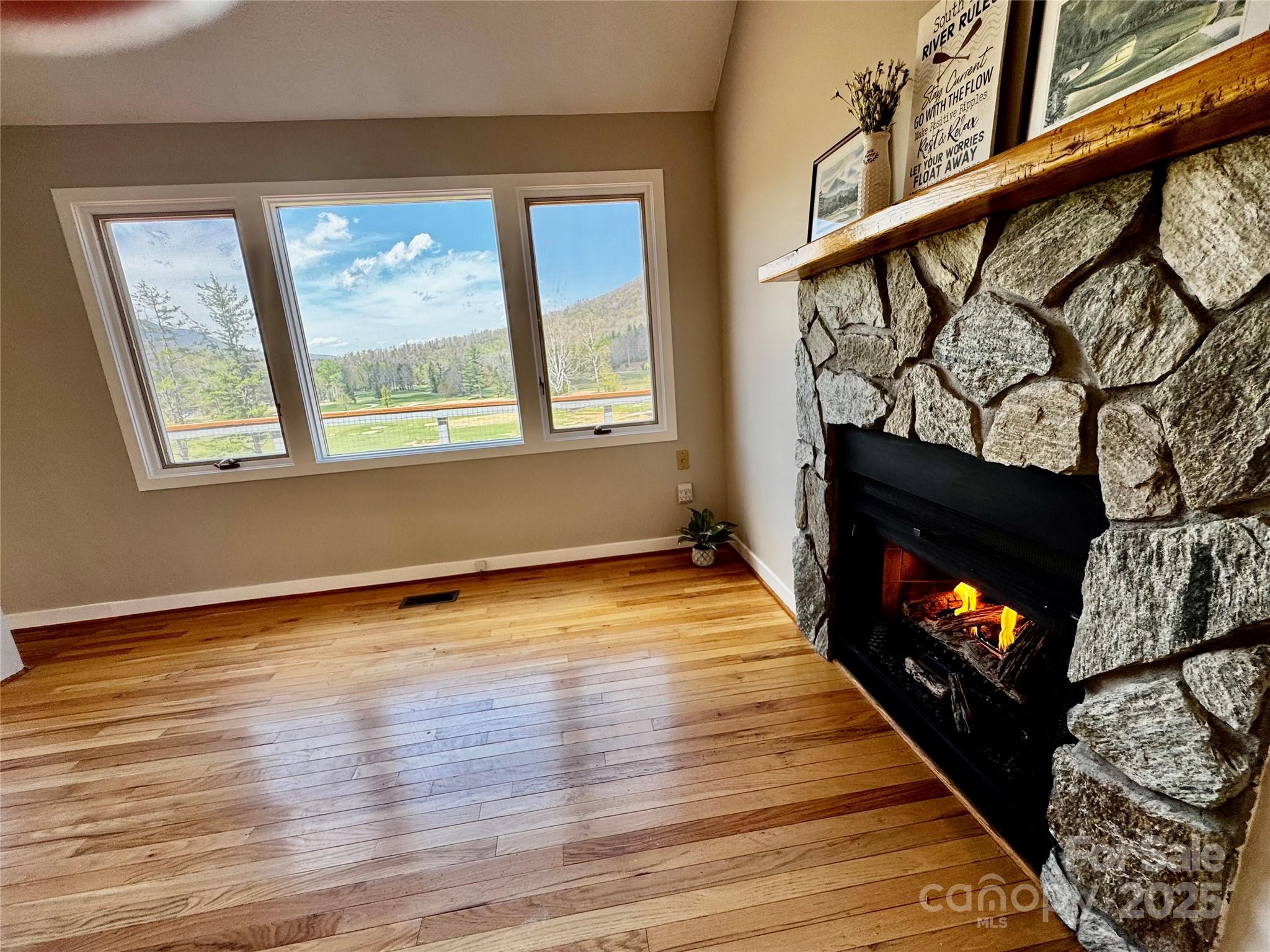 145 Townhouse Drive Burnsville NC 28714