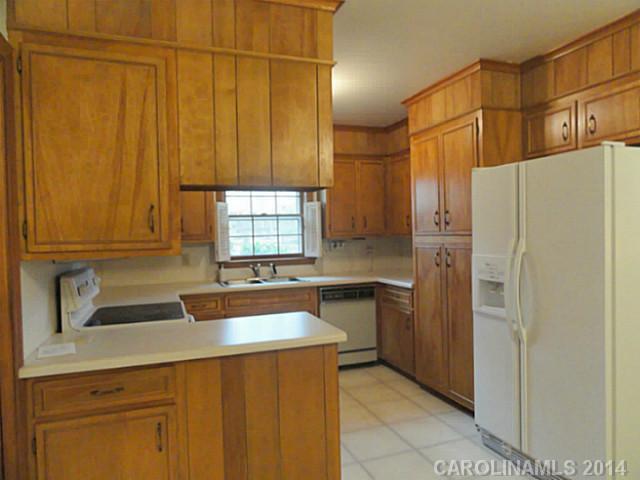 215 Sardis View Lane Charlotte NC 28270