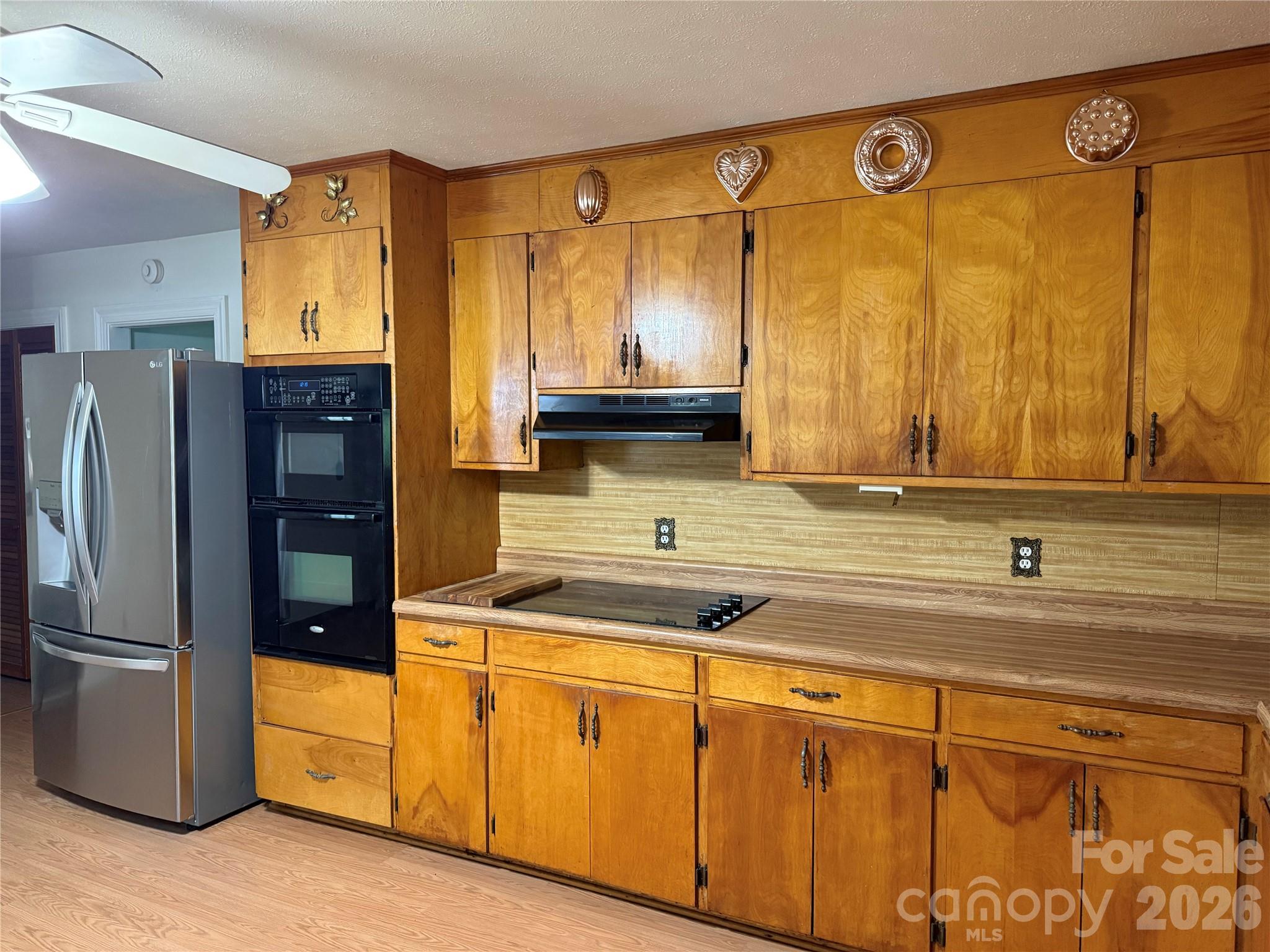 44 Tuttle Road Hendersonville NC 28792