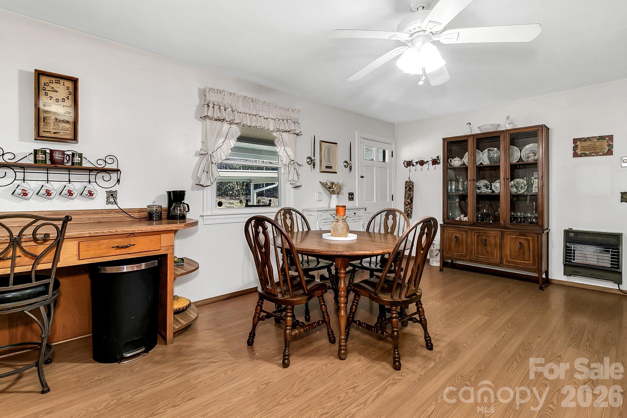 44 Tuttle Road Hendersonville NC 28792