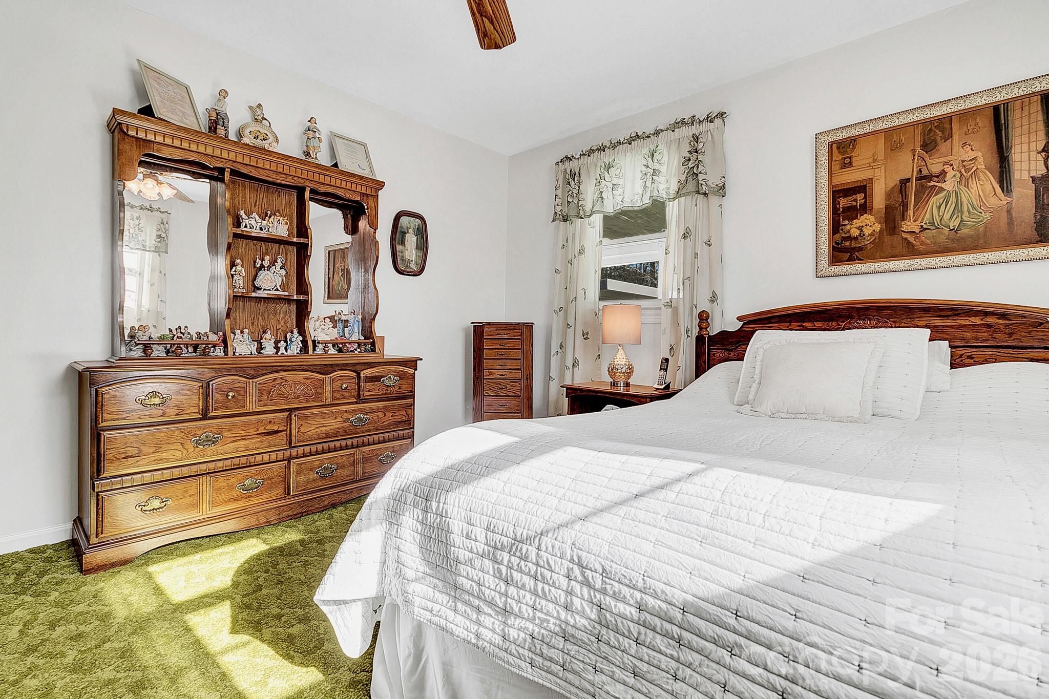 44 Tuttle Road Hendersonville NC 28792