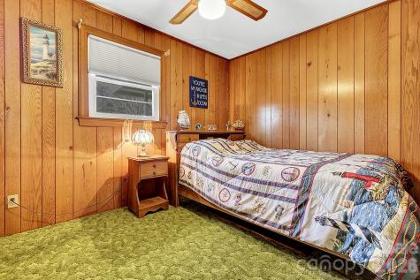 44 Tuttle Road Hendersonville NC 28792