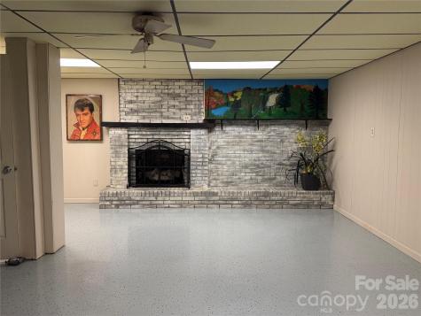 44 Tuttle Road Hendersonville NC 28792