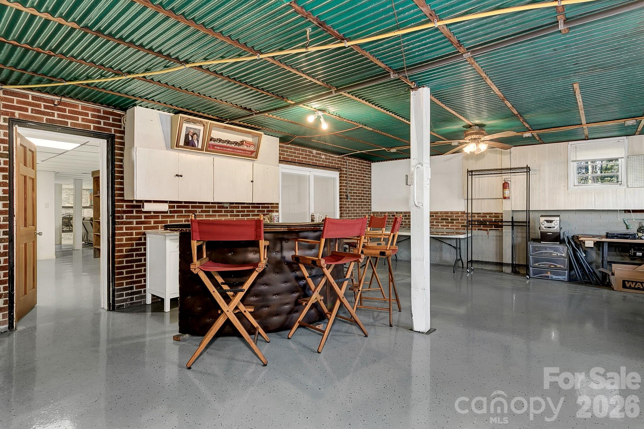 44 Tuttle Road Hendersonville NC 28792
