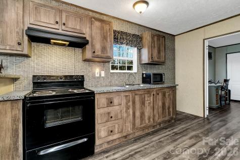 44 Tuttle Road Hendersonville NC 28792