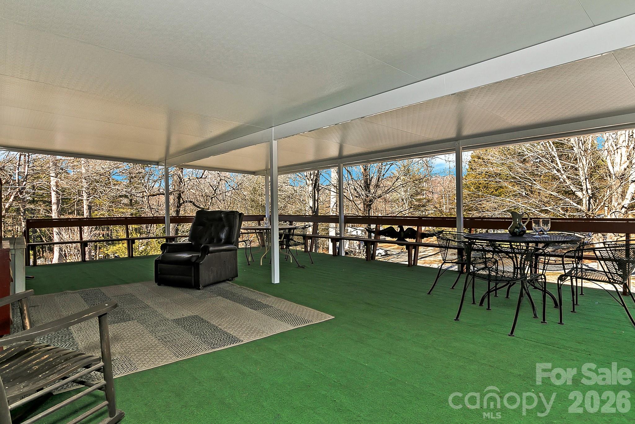 44 Tuttle Road Hendersonville NC 28792