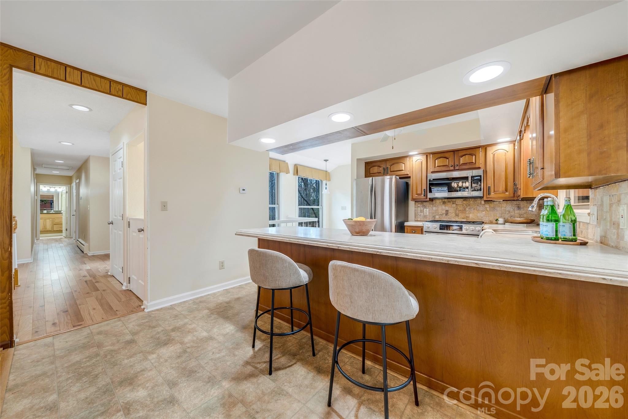 63 Pinecroft Road Asheville NC 28804