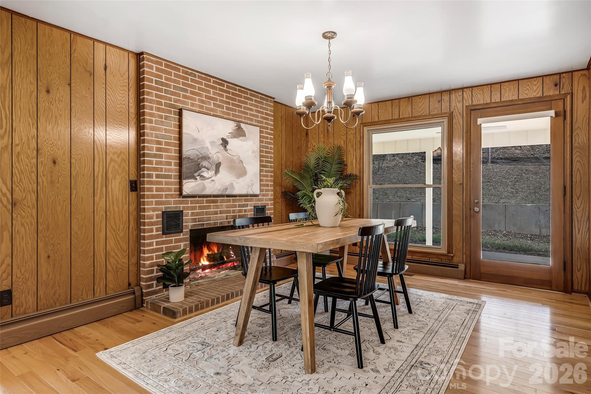 63 Pinecroft Road Asheville NC 28804