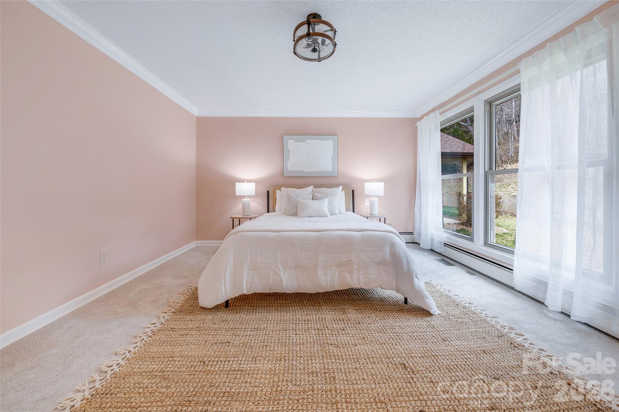 63 Pinecroft Road Asheville NC 28804