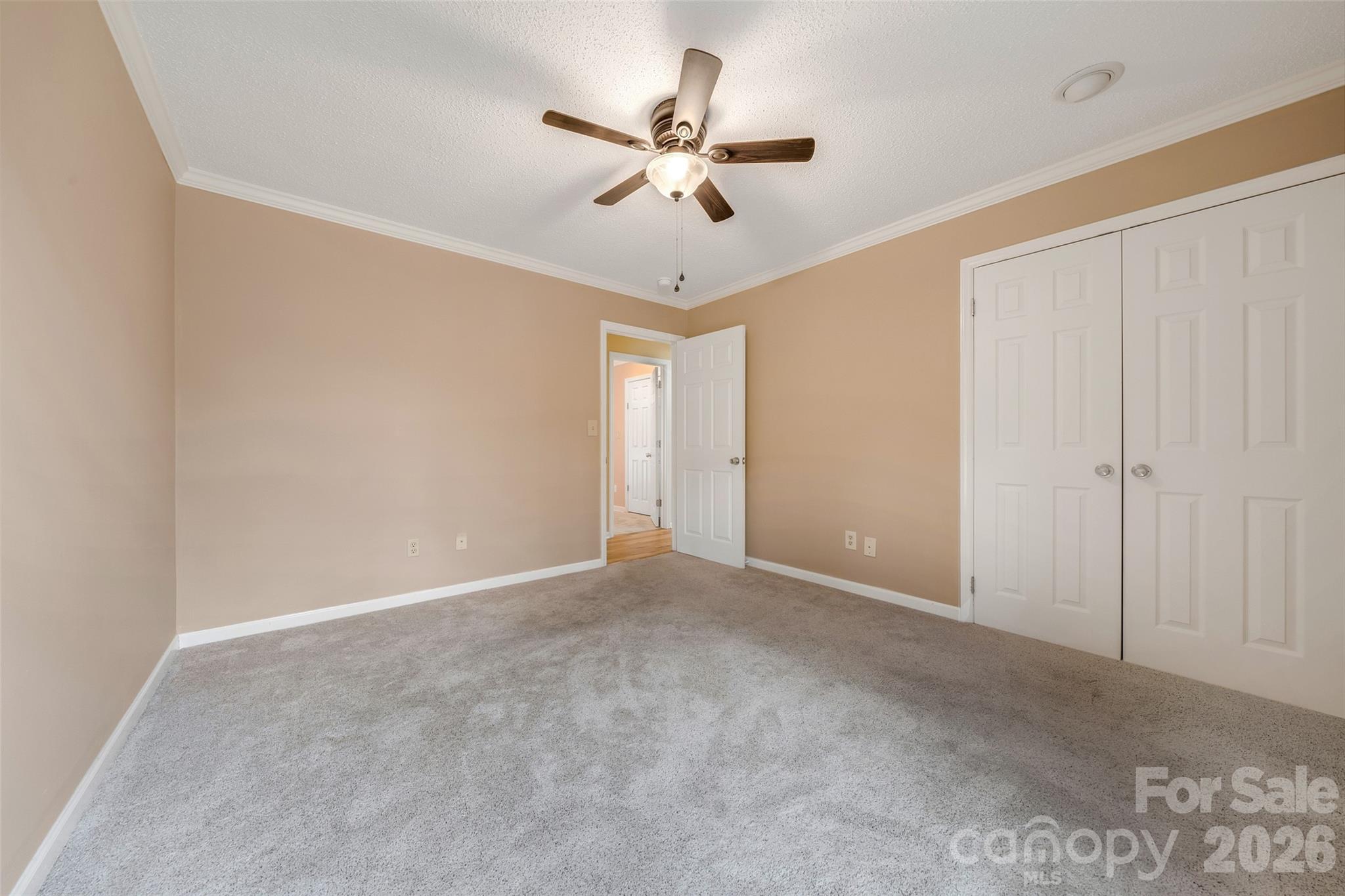 63 Pinecroft Road Asheville NC 28804