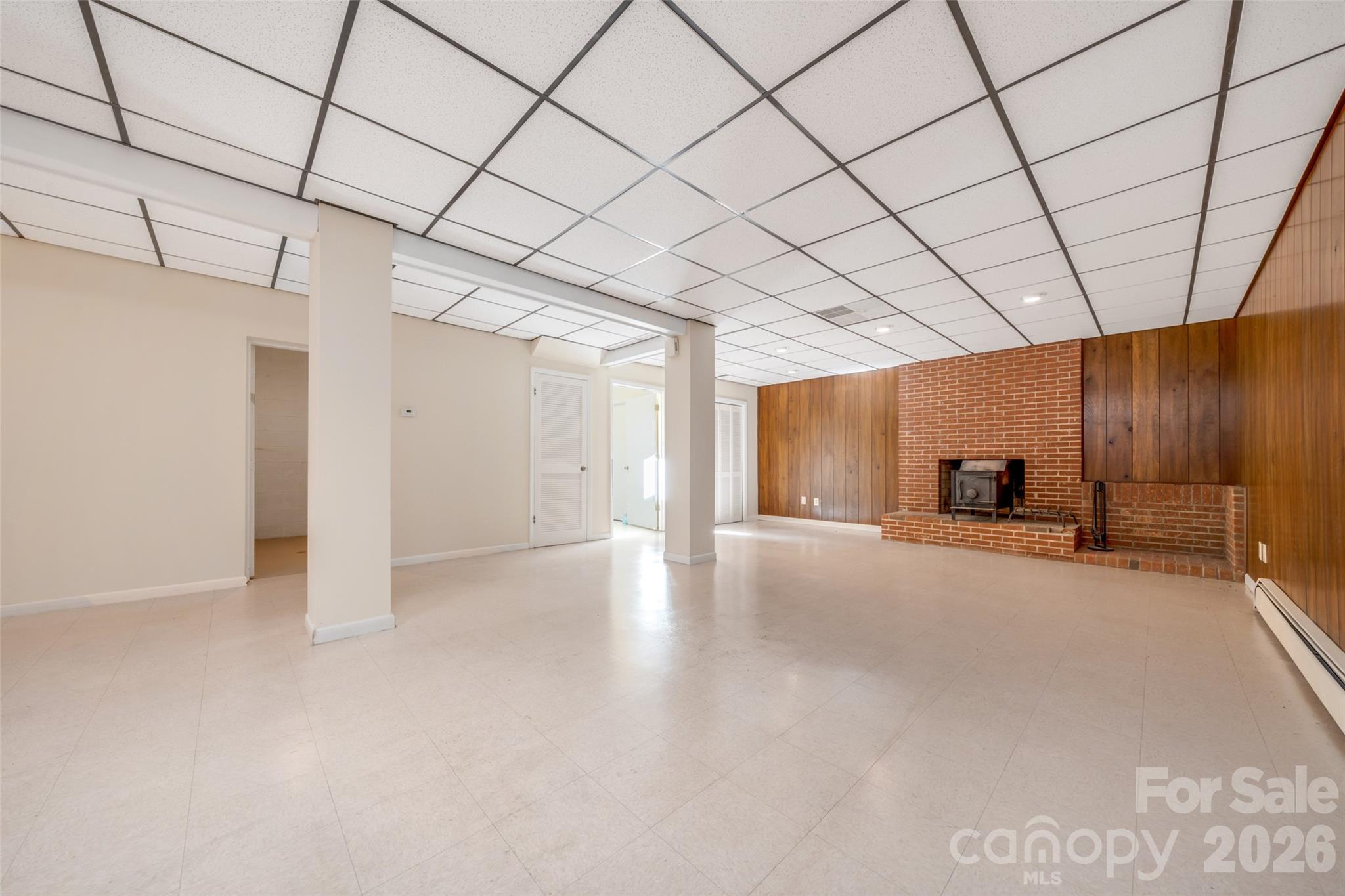 63 Pinecroft Road Asheville NC 28804